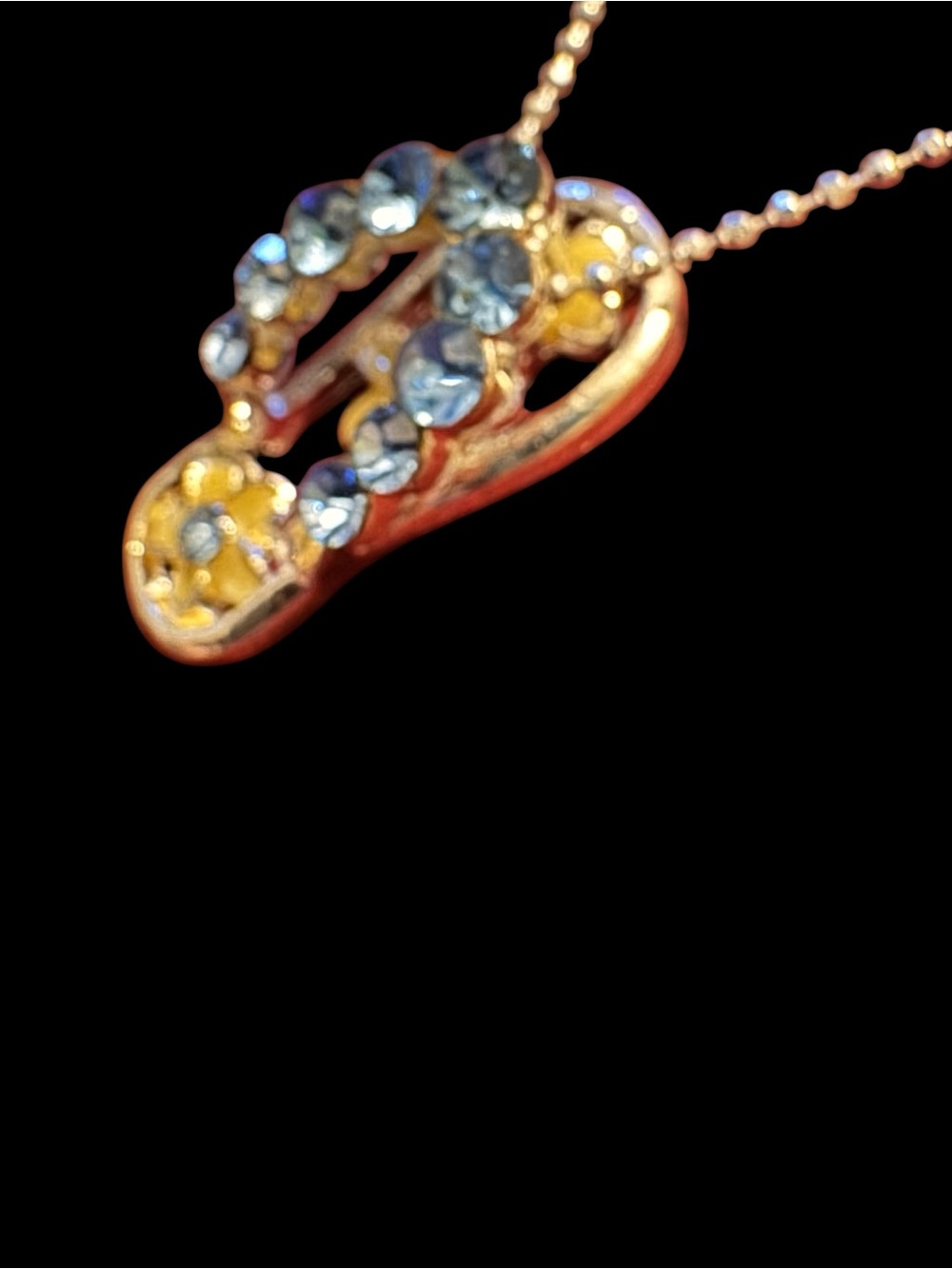 Hawaii Floral Rhinestone Pendant Necklace - Picture 2 of 6